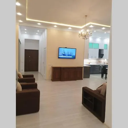 Comfortable Luxury With 3 Rooms. Center Heart Of Апартаменты